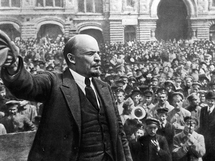 Lenin speaks to a mass demonstration in 1917