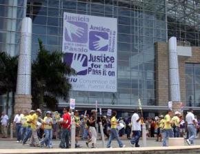 Puerto Rico teachers picket the SEIU convention held in San Juan in June 2008, in protest of the U.S. union siding with the island's union-busting governor