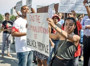 Demonstrating against police brutality and racism in Chicago