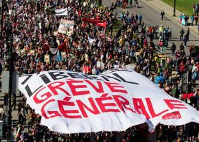 The ASSÉ student union contingent at the October 3 anti-austerity demonstration