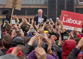 British Labour Party leader Jeremy Corbyn rallies supporters before Election Day