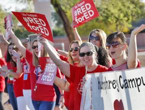 Teachers turn out #RedForEd in Phoenix